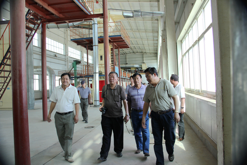 國家棉花協(xié)會(huì)副會(huì)長(zhǎng)史建偉等領(lǐng)導(dǎo)來公司調(diào)研金塔、瓜州、敦煌棉花市場(chǎng)